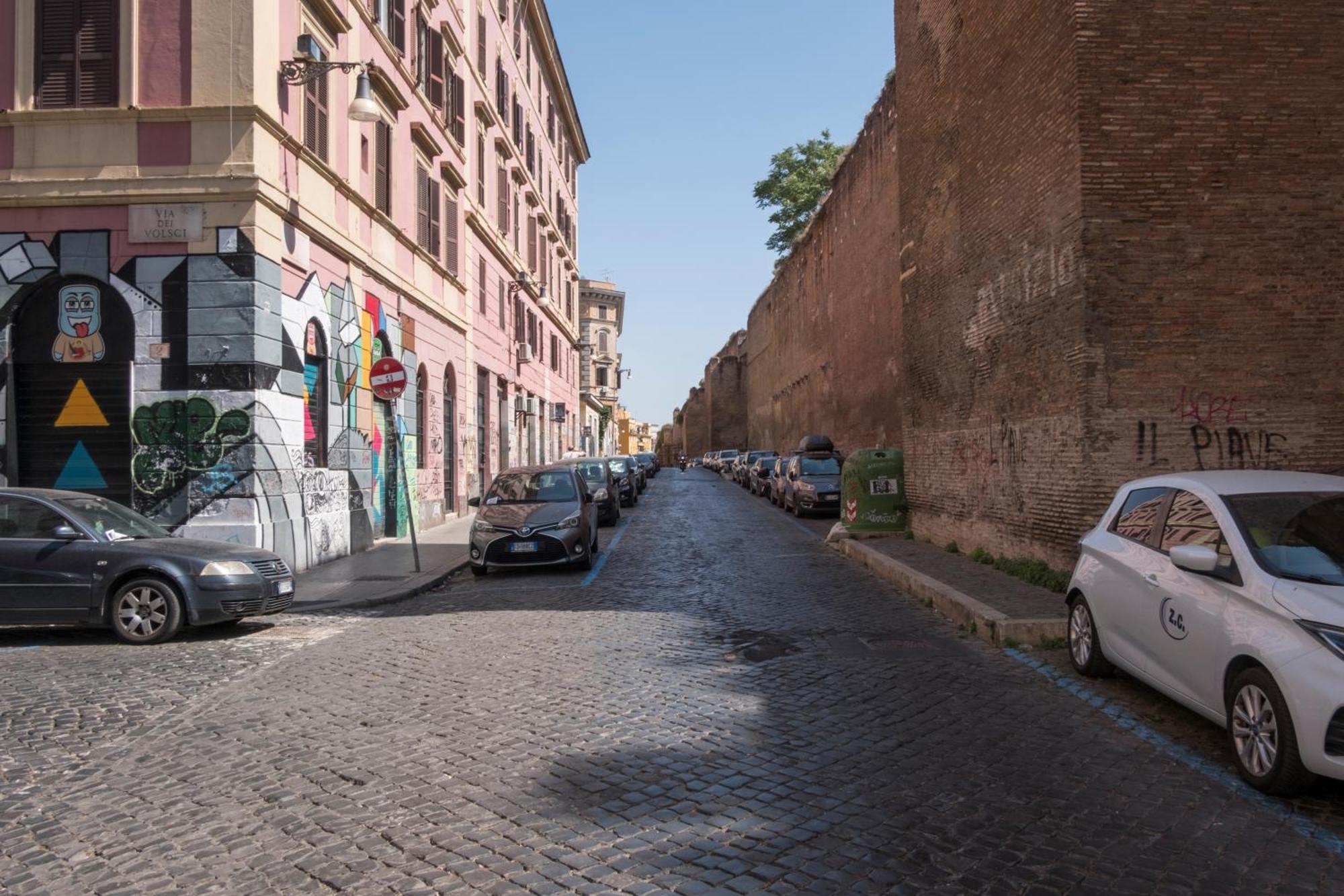 Half Palace, Relaxing Apartment In Rome San Lorenzo Extérieur photo