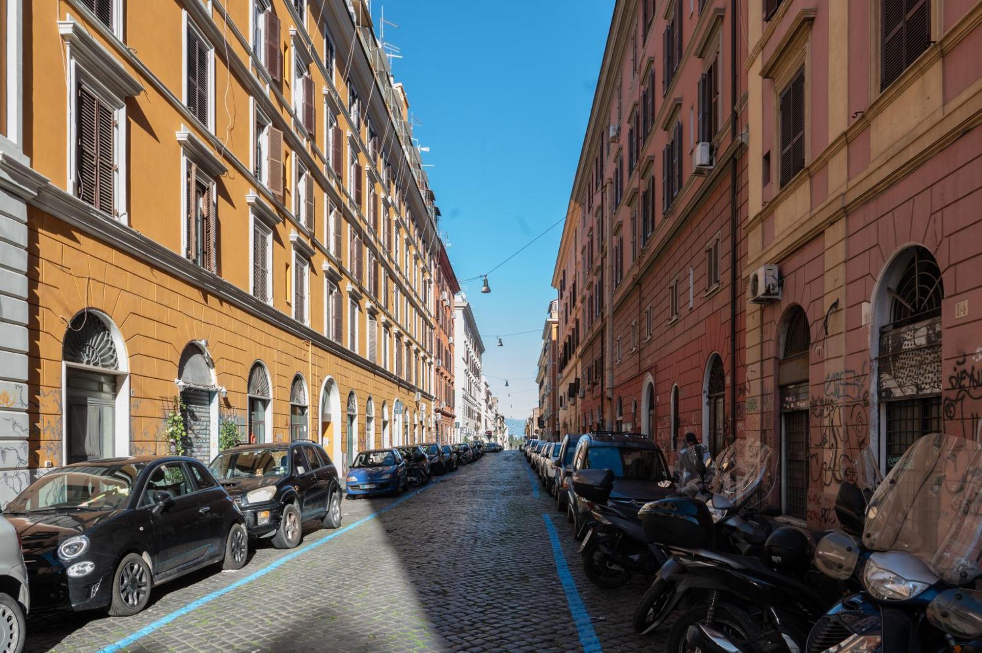 Half Palace, Relaxing Apartment In Rome San Lorenzo Extérieur photo